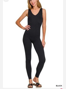 New Zenana Outfitters Black Ribbed Sleeveless Jumpsuit in Sz Small/Medium